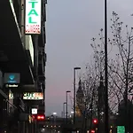 Cumbre Hostal Zaragoza